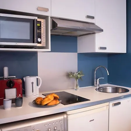 T2 Cosy & Moderne Avec Parking Prive Gratuit A Appartement Villeurbanne